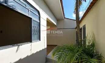 Imagem 3: Casa para aluguel tem 215 metros quadrados com 3 quartos em Vila Santa Cruz - Franca - SP