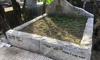 Imagem 3: Jazigo perpétuo duplo com 8,25 m2. Ótima localização, perto de Tom Jobim e Santos Dumont!