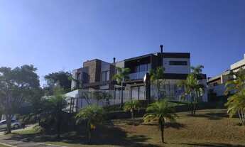 Imagem 2: Sobrado para aluguel tem 56601 metros quadrados com 4 quartos em Granja Viana - Carapicuíb