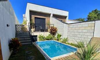 Imagem: CASA TÉRREA COM 03 SUÍTES E PISCINA