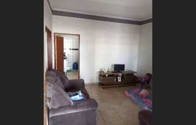 Imagem 2: CASA 3 QUARTOS GARAGEM 2 CARROS