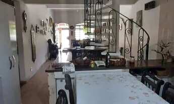 Imagem 4: Sobrado com 6 dormitórios à venda, 312 m² por R$ 800.000,00 - Jardim Jaqueira - Caraguatat