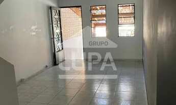 Imagem 2: Sobrado com 2 dormitórios para locação no Jardim Carlu