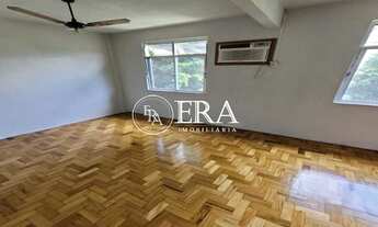 Imagem 3: Andaraí- Rua Ernesto de Souza, 3 quartos, banheiro social, banheiro de serviço, vaga no co