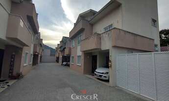 Imagem: Sobrado com 3 quartos para venda em Caioba