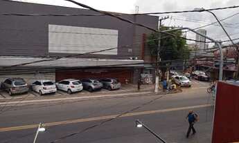 Imagem 7: Casa Alcindo Cacela com Ponto comercial