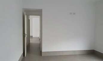 Imagem 6: Casa de condomínio para venda tem 238 metros quadrados com 4 quartos