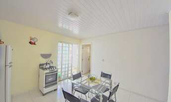 Imagem 7: Casa para venda possui 4 quartos em Sítio Cercado - Curitiba - PR