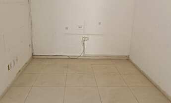 Imagem 3: LM aluga Casa Comercial ao lado do Hiper de Casa Forte com 9 salas e e banheiros R$ 12.000