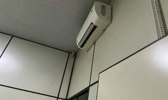 Imagem 5: Galpão em frente ao Terminal Garavelo - GO 040