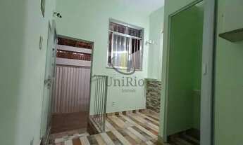 Imagem 2: Casa à venda - Magalhães Bastos - Rio de Janeiro - RJ