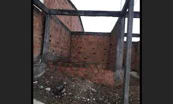 Imagem 2: Terreno em construção já no ponto para laje