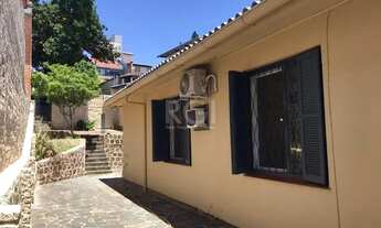 Imagem: PORTO ALEGRE - Casa Padrão - Tristeza