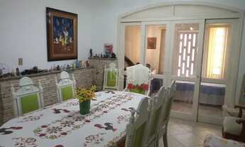 Imagem: PORTO ALEGRE - Casa Padrão - Tristeza