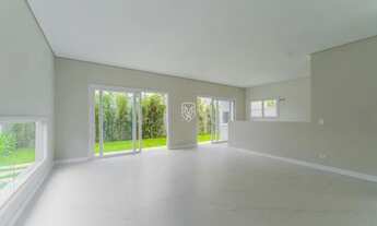 Imagem 4: Casa em condomínio Fechado em Santa Felicidade, 4 suítes, 4 vagas de garagem!