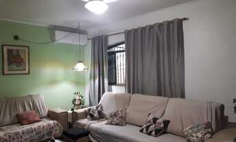 Imagem 4: Casa para venda com 244 metros quadrados com 5 quartos