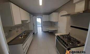 Imagem 7: Apartamento Recém Reformado com 135m² de área útil com 3 Dormitórios, 1suíte, 2 vagas, e A