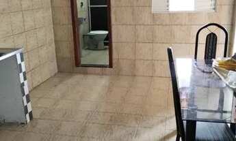 Imagem 5: Itapetinga. Duas casas. Bairro Clodoaldo Costa, Rua Agnaldo Moreira de Araújo