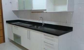 Imagem 5: Alugo ANUAL belíssimo apartamento semi-mobiliado, de 03 dormitórios a 200 metros do Mar