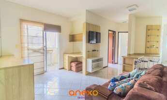 Imagem 2: Apartamento totalmente mobiliado com 2 dormitórios, banheira de hidromassagem e com 1 vaga