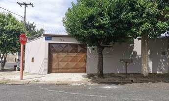 Imagem: Araraquara - Casa Padrão - Parque Residencial