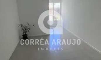 Imagem 2: Apartamento para venda possui 72 metros quadrados com 2 quartos em Tijuca - Rio de Janeiro