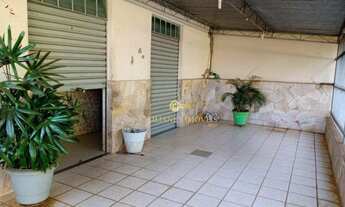 Imagem: Casa com salão comercial à venda, por