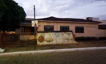 Imagem 2: Vendo área Casa com venda por R$720.000