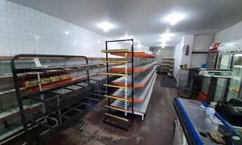 Imagem 5: Mercearia e Hortifruti em Ponto comercial/Loja para aluguel com 80 metros². Pronto para tr