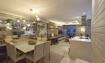 Imagem 2: FLORIANóPOLIS - Apartamento Padrão - Beiramar