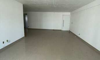 Imagem 6: Apartamento dos sonhos, com 4 suítes, com 2 vagas na garagem