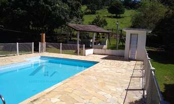 Imagem 2: Casa para venda tem 25000 metros quadrados com 9 quartos em Centro - Itapeva - MG