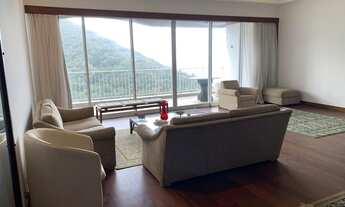 Imagem 3: Amplo apartamento com vista para o Mar e verde