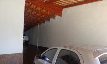 Imagem 3: Casa para venda possui 300 metros quadrados com 3 quartos em Parque Oeste Industrial - Goi