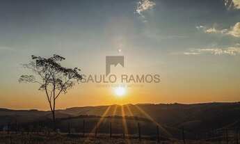 Imagem 2: Excelente condomínio em localização privilegiada com muita água e muito verde