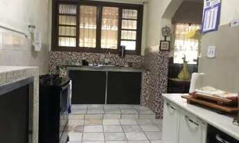 Imagem 7: Casa à 400 metros do mar, possui 2 quartos. Itanhaém/SP