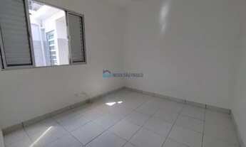 Imagem: Raridade de casa térrea na região do metrô