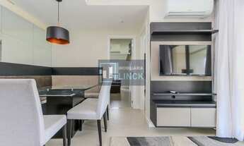 Imagem 3: Apartamento mobiliado de 2 suítes e 2 vagas de garagem no bairro Petrópolis