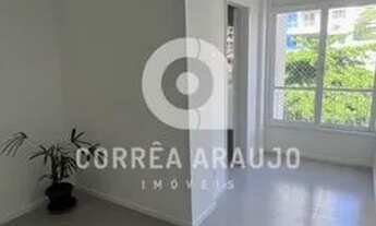 Imagem 4: Apartamento para venda possui 72 metros quadrados com 2 quartos em Tijuca - Rio de Janeiro