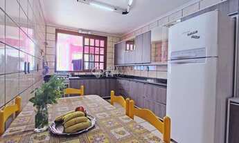 Imagem 6: Casa para venda com 259 metros quadrados com 4 quartos em Jardim Itu - Porto Alegre - RS