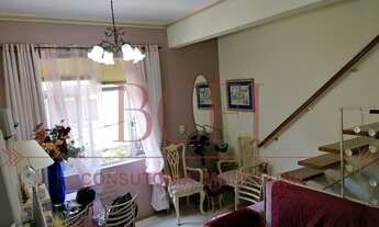 Imagem 6: Apartamento triplex, tipo casao. Pode ser usado como dois ap independentes. Com placa sol