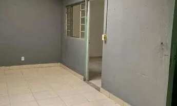 Imagem 2: Casa em campo grande (próximo a estrada do pré )longe de comunidade