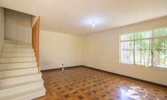 Imagem 3: Casa à venda, sobrado, com garagem ao lado do Clube Hípico