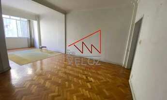 Imagem 2: Apartamento para venda possui 115 metros quadrados com 3 quartos em Catete - Rio de Janeir