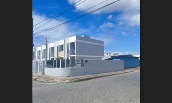 Imagem: Alugo ou vendo sobrado de esquina em tijucas