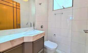 Imagem 5: Sobrado para venda possui 181 metros quadrados com 4 quartos em Vila Moinho Velho - São Pa