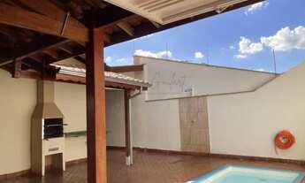 Imagem 2: Casa para venda possui 250 metros quadrados com 2 quartos