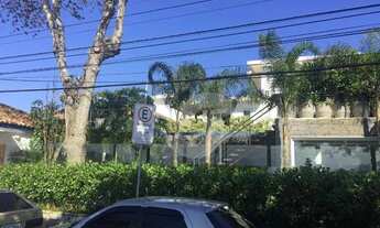 Imagem 3: Casa em Condominio com 4 suites e 2 Vagas, 130m² - Venda R$ 1.800.000 ou Locação R$15.000