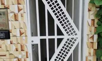 Imagem 6: Itapetinga. Duas casas. Bairro Clodoaldo Costa, Rua Agnaldo Moreira de Araújo