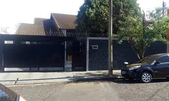 Imagem 7: Casa para venda tem 236 metros quadrados com 3 quartos em Centro - Barretos - SP